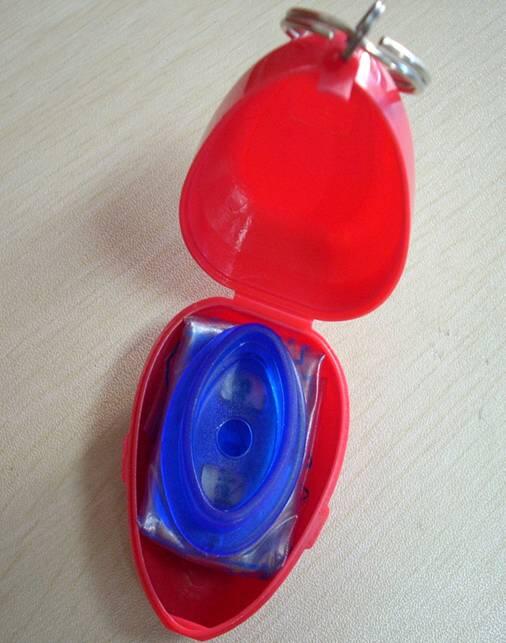 HLR-ansiktsmask i hjärtformad låda med eget tryck image