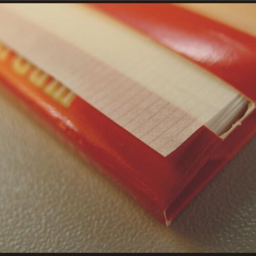 Standard size rolling papers in custom branded packaging (70 x 36 mm) Rolling papers standard size (70 x 36 mm) image