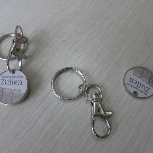Metal trolley coin keychain Ø25mm with bespoke print Metal trolley coin keychain Ø25mm with bespoke print image